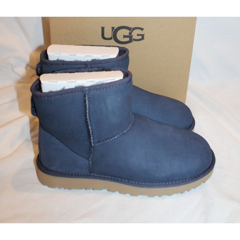 UGG Women's Classic Mini II Suede Shearling Lined Boots DKN NAVY BLUE EU 36 US 5